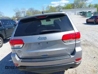 2016 Jeep Grand Cherokee Laredo z VIN 1C4RJFAG0GC384227, wystawiony jako IAAI lot #41995947 z przebiegiem 155 276 mil mil oraz . Historia ofert i sprzedaży dostępna na DreamBid. Obrazek 16.