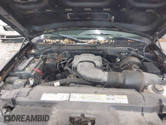 2000 Ford F-150 XL with VIN 1FTRX18W9YNB67215, listed as a IAAI auction lot 42558112 with 118,628 mi miles and . Bid and sale history available at DreamBid. Image 10.