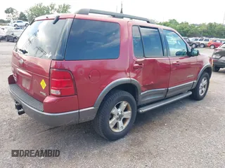 2005 Ford Explorer XLT z VIN 1FMZU73K45ZA57074, wystawiony jako IAAI lot #42651268 z przebiegiem 249 434 mil mil oraz . Historia ofert i sprzedaży dostępna na DreamBid. Obrazek 4.