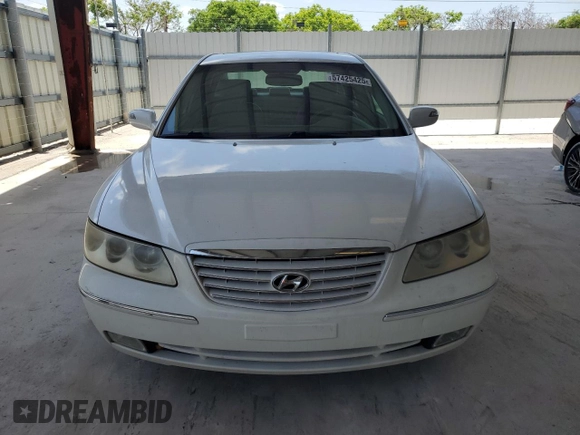 2008 Hyundai Azera Limited with VIN KMHFC46F18A275639, listed as a Copart auction lot 57425425 with 131,118 mi miles and Salvage title. Bid and sale history available at DreamBid. Image 5.