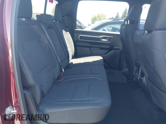 2019 Ram 1500 Big Horn с VIN 1C6SRFFT1KN726854, выставлен на аукционе IAAI как лот 42240401 с пробегом 82 545 миль миль и . История ставок и продаж доступна на DreamBid. Изображение 8.
