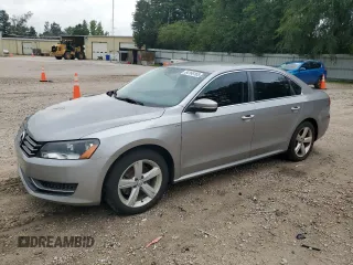 2014 Volkswagen Passat S with VIN 1VWAT7A38EC040181, listed as a Copart auction lot 64166165 with 150,093 mi miles and Clean title. Bid and sale history available at DreamBid. Image 1.