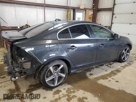 2012 Volvo S60 T6 z VIN YV1902FH9C2102416, wystawiony jako Copart lot #57523275 z przebiegiem 92 711 mil mil oraz Szkoda całkowita • Salvage title. Historia ofert i sprzedaży dostępna na DreamBid. Obrazek 3.