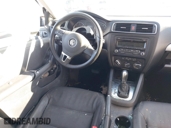 2012 Volkswagen Jetta TDI w/Premium with VIN 3VWLL7AJXCM320123, listed as a IAAI auction lot 41490787 with Not provided miles and . Bid and sale history available at DreamBid. Image 5.
