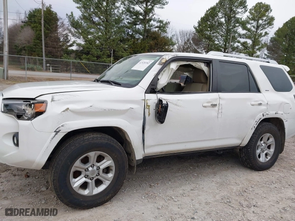 2017 Toyota 4Runner SR5 with VIN JTEZU5JR4H5153111, listed as a IAAI auction lot 41520352 with 114,705 mi miles. Bid and sale history available at carsss.com. Image 6.