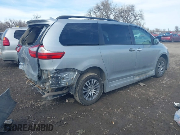 2019 Toyota Sienna XLE Auto Access Seat with VIN 5TDYZ3DC1KS002323, listed as a IAAI auction lot 41677879 with 86,470 mi miles. Bid and sale history available at carsss.com. Image 4.