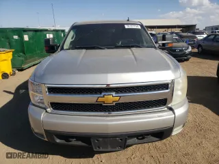 2008 Chevrolet Silverado 1500 LTZ with VIN 3GCEK13Y18G306543, listed as a Copart auction lot 76127754 with 198,073 mi miles and Salvage Title. Bid and sale history available at carsss.com. Image 5.