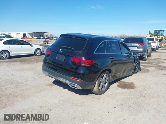 2022 Mercedes-Benz GLC with VIN W1N0G8DBXNV360675, listed as a IAAI auction lot 41652144 with 37,235 mi miles. Bid and sale history available at carsss.com. Image 4.