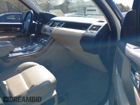 2012 Land Rover Range Rover Sport HSE with VIN SALSF2D40CA745158, listed as a IAAI auction lot 41846123 with 142,927 mi miles. Bid and sale history available at carsss.com. Image 5.