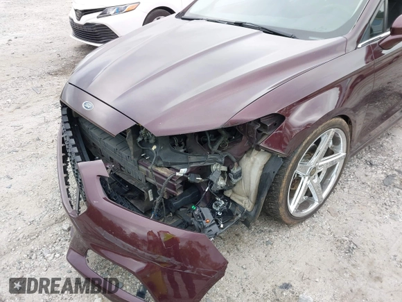 2013 Ford Fusion SE with VIN 3FA6P0H71DR321516, listed as a IAAI auction lot 42043293 with 106,659 mi miles. Bid and sale history available at carsss.com. Image 6.