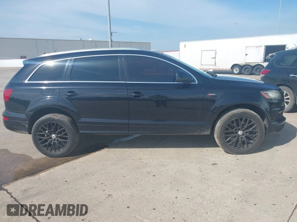 2014 Audi Q7 S line Prestige с VIN WA1DGAFE0ED008602, выставлен на аукционе IAAI как лот 42743844 с пробегом 226 961 миль миль и . История ставок и продаж доступна на DreamBid. Изображение 13.