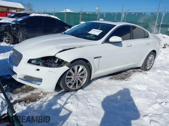 2015 Jaguar XF I4 T Premium with VIN SAJWA0FS0FPU88142, listed as a IAAI auction lot 41314820 with 78,239 mi miles. Bid and sale history available at carsss.com. Image 2.