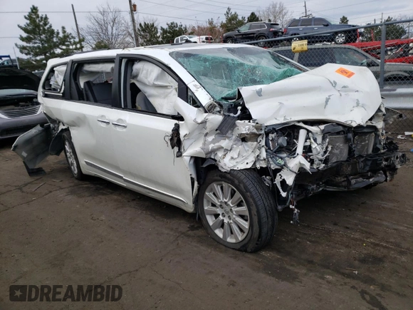 2016 Toyota Sienna XLE with VIN 5TDYK3DC5GS757003, listed as a Copart auction lot 41546464 with Not provided miles and Salvage title. Bid and sale history available at DreamBid. Image 4.