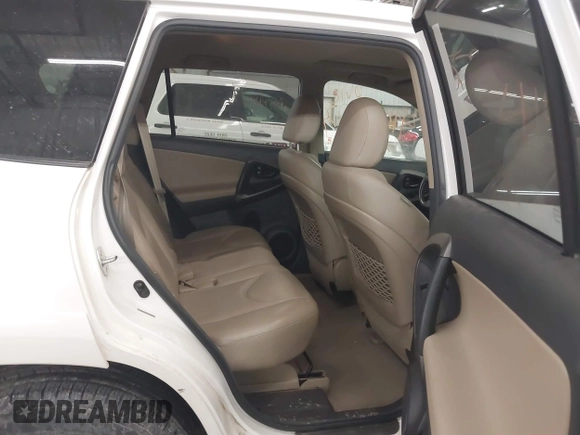 2011 Toyota RAV4 Ltd with VIN 2T3DK4DV5BW048231, listed as a IAAI auction lot 41434279 with 137,155 mi miles. Bid and sale history available at carsss.com. Image 8.