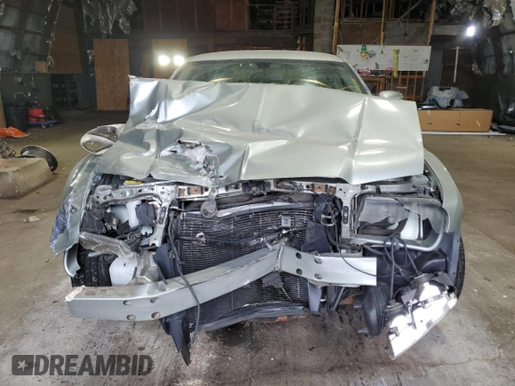 2006 Chrysler 300 Touring with VIN 2C3KK53G26H336220, listed as a Copart auction lot 71821214 with 110,343 mi miles and Salvage Title. Bid and sale history available at carsss.com. Image 5.