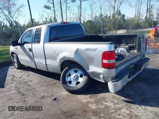 2006 Ford F-150 STX with VIN 1FTRX12W86NA83845, listed as a IAAI auction lot 41667094 with 1 mi miles. Bid and sale history available at carsss.com. Image 3.