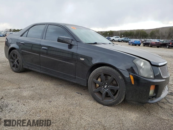 2005 Cadillac CTS-V z VIN 1G6DN56S950172241, wystawiony jako Copart lot #87269614 z przebiegiem 229 756 mil mil oraz Czysty tytuł • Clean title. Historia ofert i sprzedaży dostępna na DreamBid. Obrazek 4.