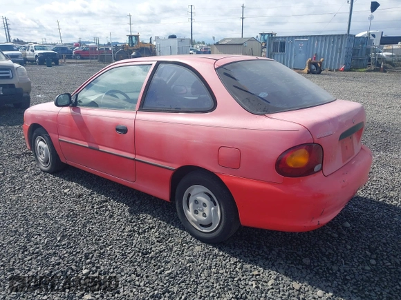 1995 Hyundai Accent z VIN KMHVD14N9SU047038, wystawiony jako IAAI lot #41895712 z przebiegiem 186 094 mil mil oraz . Historia ofert i sprzedaży dostępna na DreamBid. Obrazek 3.