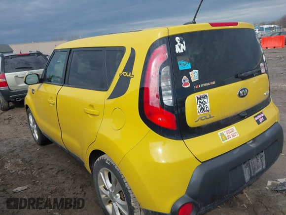 2015 Kia Soul + with VIN KNDJP3A52F7186605, listed as a IAAI auction lot 41711620 with 68,205 mi miles. Bid and sale history available at carsss.com. Image 3.