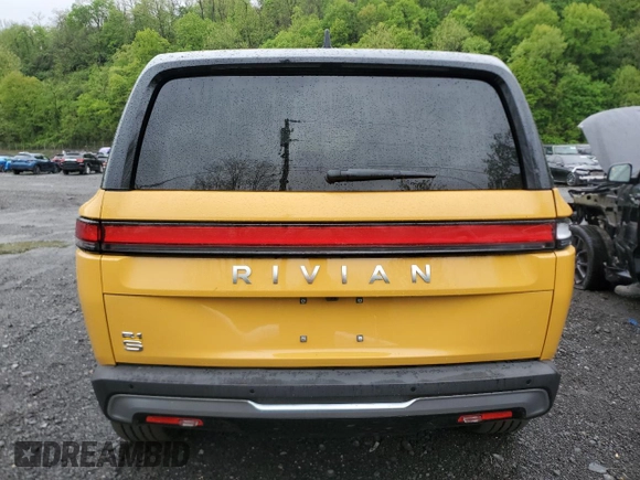 2023 Rivian R1S Adventure z VIN 7PDSGABA1PN009442, wystawiony jako Copart lot #55835815 z przebiegiem 28 048 mil mil oraz Szkody całkowita. Historia ofert i sprzedaży dostępna na DreamBid. Obrazek 6.