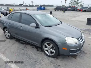 2010 Volkswagen Jetta Limited Edition with VIN 3VWRZ7AJ5AM155314, listed as a IAAI auction lot 42755441 with 145,072 mi miles and . Bid and sale history available at DreamBid. Image 1.