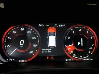 2021 Volvo XC40 Momentum z VIN YV4AC2HK8M2581963, wystawiony jako Copart lot #54700415 z przebiegiem 91 795 mil mil oraz Tytuł czysty. Historia ofert i sprzedaży dostępna na DreamBid. Obrazek 9.