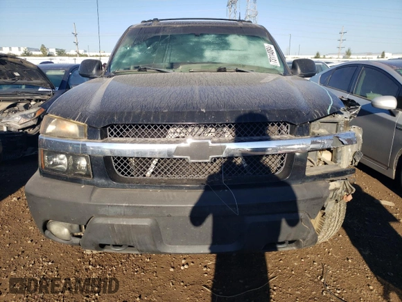 2004 Chevrolet Avalanche Z71 with VIN 3GNEK12T74G282207, listed as a Copart auction lot 73114084 with 205,688 mi miles and Salvage Title. Bid and sale history available at carsss.com. Image 5.