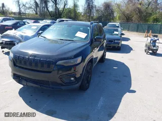 2019 Jeep Cherokee Latitude Plus with VIN 1C4PJMLB3KD321381, listed as a IAAI auction lot 42074933 with 181,575 mi miles. Bid and sale history available at carsss.com. Image 17.