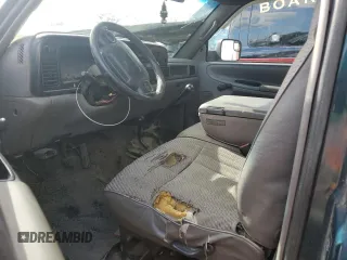 1996 Dodge 2500 with VIN 1B7KF26C1TS664899, listed as a Copart auction lot 73709724 with 200,525 mi miles and Salvage Title. Bid and sale history available at carsss.com. Image 7.