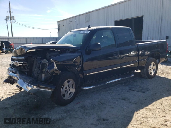 2006 Chevrolet Silverado 1500 LT1 with VIN 1GCEC19T06Z154227, listed as a Copart auction lot 43082745 with 197,982 mi miles and Salvage Title. Bid and sale history available at DreamBid. Image 1.