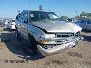 2004 Chevrolet Tahoe LS with VIN 1GNEC13T64J282970, listed as a IAAI auction lot 41879458 with 205,952 mi miles. Bid and sale history available at carsss.com. Image 1.