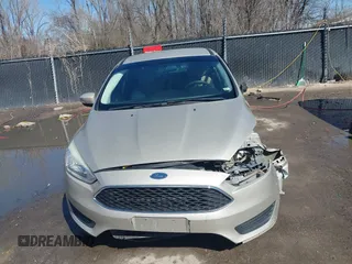 2017 Ford Focus SE с VIN 1FADP3F26HL262127, выставлен на аукционе IAAI как лот 41833846 с пробегом 110 334 миль миль и . История ставок и продаж доступна на DreamBid. Изображение 12.