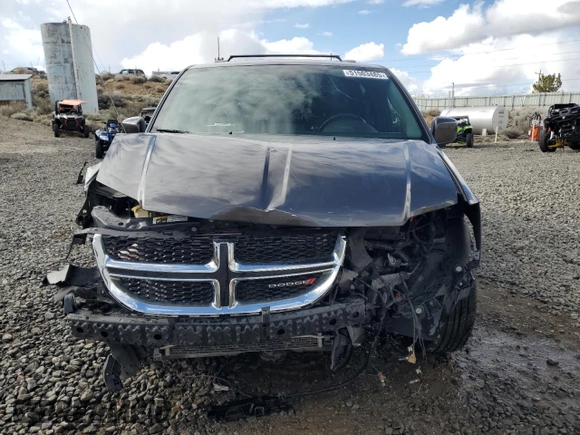 2019 Dodge Grand Caravan SXT with VIN 2C4RDGCGXKR809320, listed as a Copart auction lot 51503485 with 90,749 mi miles and Salvage Title. Bid and sale history available at DreamBid. Image 5.