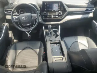 2021 Toyota Highlander XSE with VIN 5TDJZRBH1MS059191, listed as a Copart auction lot 61137125 with 44,747 mi miles and Salvage title. Bid and sale history available at DreamBid. Image 8.