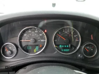 2015 Jeep Wrangler Sahara z VIN 1C4AJWBG2FL614702, wystawiony jako Copart lot #53516315 z przebiegiem 91 899 mil mil oraz Szkoda całkowita • Salvage title. Historia ofert i sprzedaży dostępna na DreamBid. Obrazek 9.