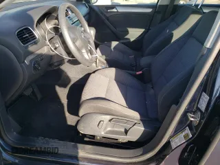 2013 Volkswagen Golf с VIN WVWDB7AJ6DW141752, выставлен на аукционе Copart как лот 75061034 с пробегом 90 216 миль миль и Списание • Salvage title. История ставок и продаж доступна на DreamBid. Изображение 7.