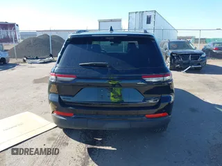 2024 Jeep Grand Cherokee Limited with VIN 1C4RJHBG7RC263546, listed as a IAAI auction lot 41993847 with 5,152 mi miles and . Bid and sale history available at DreamBid. Image 17.