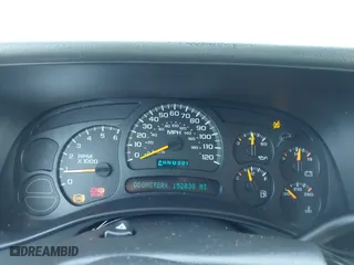 2005 Chevrolet Tahoe Z71 with VIN 1GNEK13Z35R226575, listed as a IAAI auction lot 41991713 with 152,038 mi miles. Bid and sale history available at carsss.com. Image 7.
