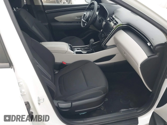 2024 Hyundai Tucson SEL with VIN 5NMJBCDE0RH308868, listed as a IAAI auction lot 42016711 with 39,536 mi miles. Bid and sale history available at carsss.com. Image 5.