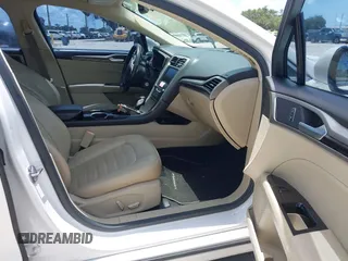 2013 Ford Fusion SE Hybrid с VIN 3FA6P0LU8DR161132, выставлен на аукционе IAAI как лот 42646879 с пробегом 178 516 миль миль и . История ставок и продаж доступна на DreamBid. Изображение 5.