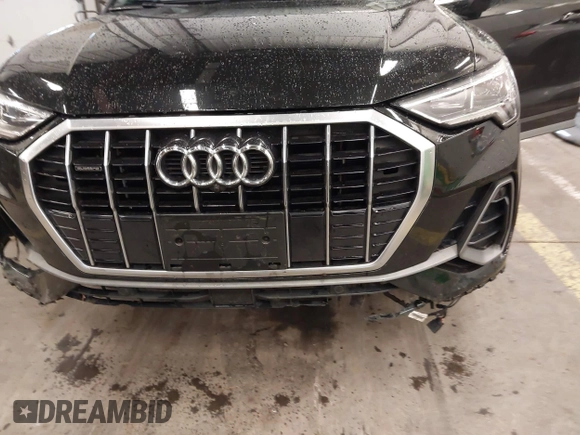 2021 Audi Q3 S line Premium Plus with VIN WA1EECF37M1071376, listed as a IAAI auction lot 41594102 with 22,564 mi miles. Bid and sale history available at carsss.com. Image 18.