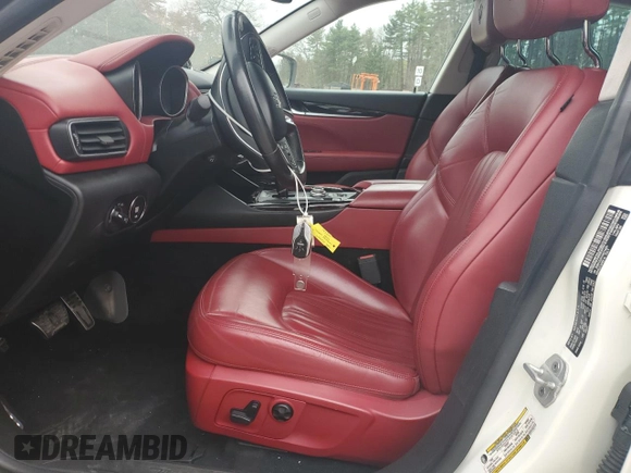 2017 Maserati Levante with VIN ZN661XUA1HX214581, listed as a Copart auction lot 54144635 with 68,096 mi miles and Clean Title. Bid and sale history available at carsss.com. Image 7.