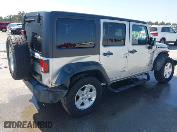 2010 Jeep Wrangler Unlimited Sport with VIN 1J4BA3H17AL211887, listed as a IAAI auction lot 41778324 with 185,626 mi miles. Bid and sale history available at carsss.com. Image 4.