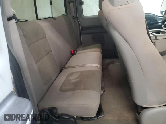 2007 Ford F-250 XL with VIN 1FTSX21P87EA38360, listed as a Copart auction lot 88650695 with 214,202 mi miles and Salvage Title. Bid and sale history available at DreamBid. Image 10.