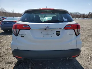 2022 Honda HR-V LX with VIN 3CZRU6H33NM709095, listed as a Copart auction lot 50504295 with 108,605 mi miles and Salvage Title. Bid and sale history available at carsss.com. Image 6.