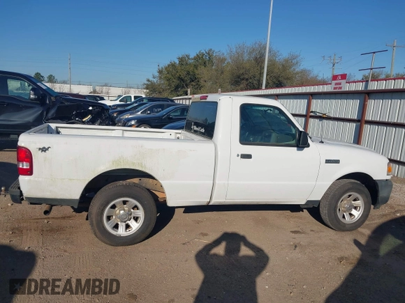 2011 Ford Ranger XL z VIN 1FTKR1AD7BPB20667, wystawiony jako IAAI lot #41761721 z przebiegiem 81 216 mil mil oraz . Historia ofert i sprzedaży dostępna na DreamBid. Obrazek 13.