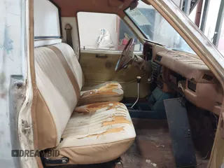 1982 Datsun 720 z VIN JN6MD01S7CW103064, wystawiony jako IAAI lot #41831434 z przebiegiem 175 954 mil mil oraz . Historia ofert i sprzedaży dostępna na DreamBid. Obrazek 5.