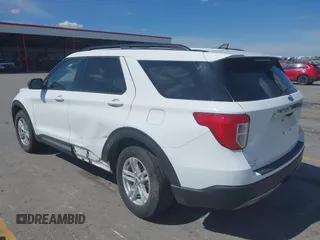 2022 Ford Explorer XLT с VIN 1FMSK8DHXNGA26620, выставлен на аукционе IAAI как лот 42335724 с пробегом 86 865 миль миль и . История ставок и продаж доступна на DreamBid. Изображение 3.
