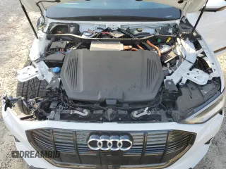 2021 Audi e-tron Prestige with VIN WA1VABGE9MB026522, listed as a Copart auction lot 68485673 with 23,448 mi miles and . Bid and sale history available at DreamBid. Image 11.