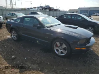 2007 Ford Mustang GT Deluxe with VIN 1ZVFT82H275246450, listed as a Copart auction lot 52744255 with 103,593 mi miles and Salvage Title. Bid and sale history available at carsss.com. Image 4.